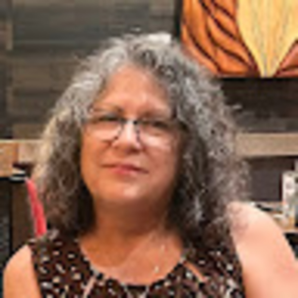 Meet your Posher, Valerie